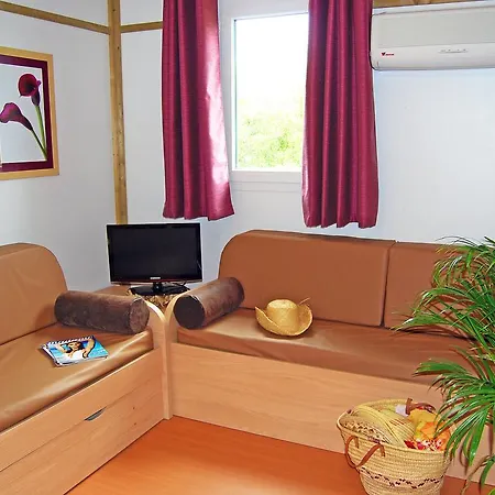 Port Lalande.3 Apartmán *